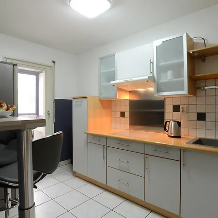 City Center - La Cour Des Seigneurs - Parking - Tripalsace Com